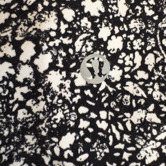 Lululemon Align High-Rise Crop 23" size 4 - Picture 7 of 8